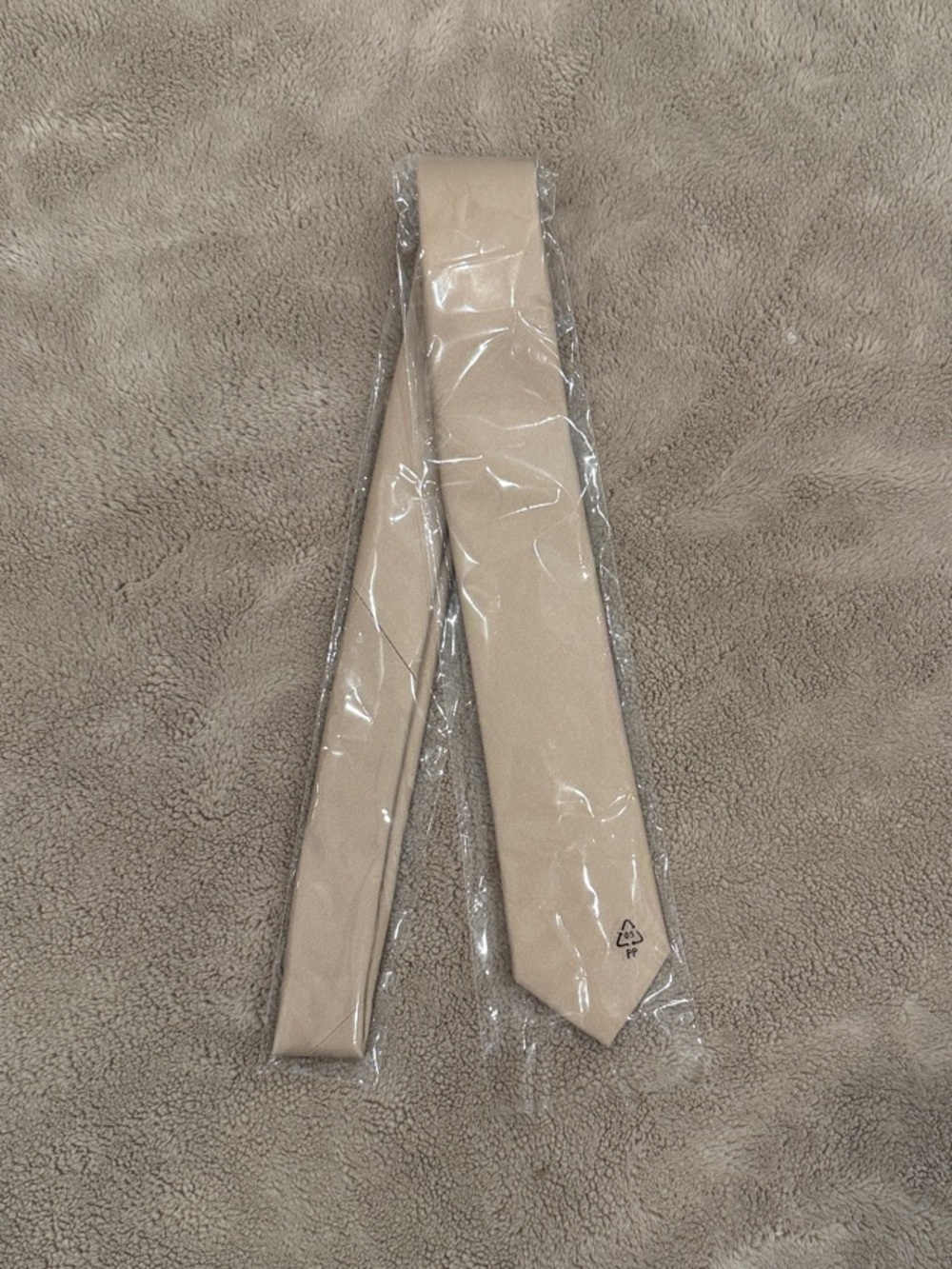 Mumu Weddings - Desert Solid Champagne Tie Tie Bar